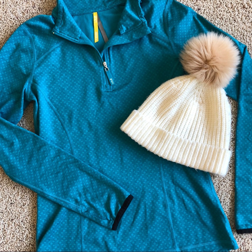 Lolë Quarter Zip Long Sleeved Top with Thumbholes